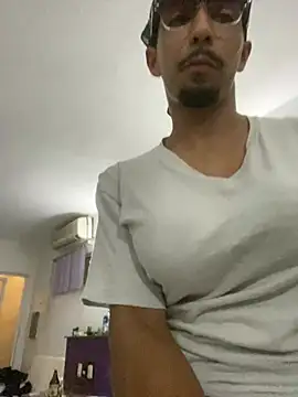 mazerhot online show from January 12, 9:25 am