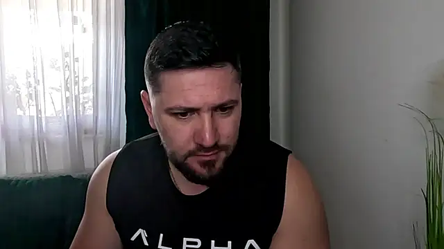 Gold Alpha Boy online show from April 21, 7:47 am