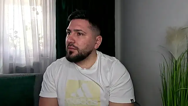 Gold Alpha Boy online show from April 22, 7:55 am