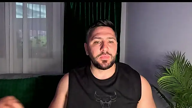 Snapshot of Gold_Alpha_Boy chatting on June 17, 6:20 pm Gold Alpha Boy online show from June 17, 6:20 pm