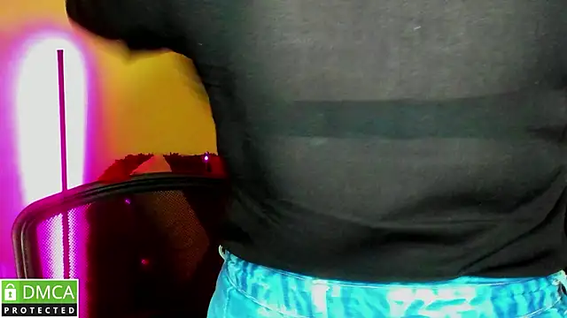 Alicia love00 online show from March 9, 6:28 am