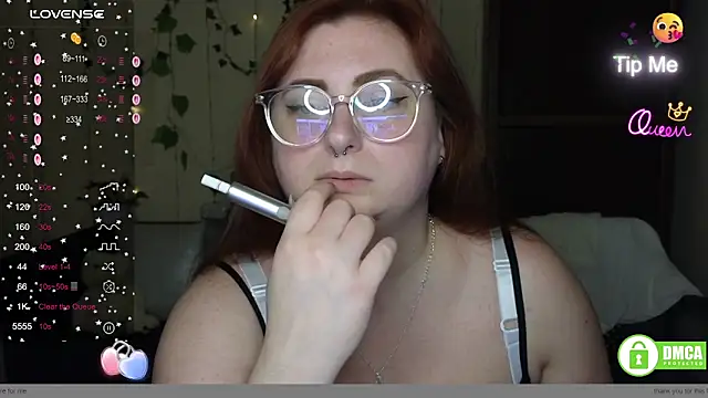 Snapshot of Alicia_love00 chatting on May 24, 11:26 am Alicia love00 online show from May 24, 11:26 am