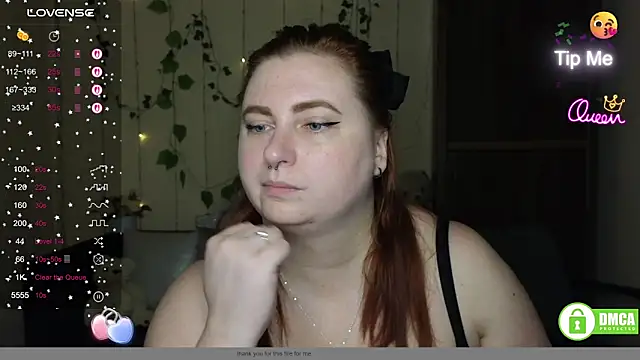 Snapshot of Alicia_love00 chatting on May 25, 5:24 am Alicia love00 online show from May 25, 5:24 am