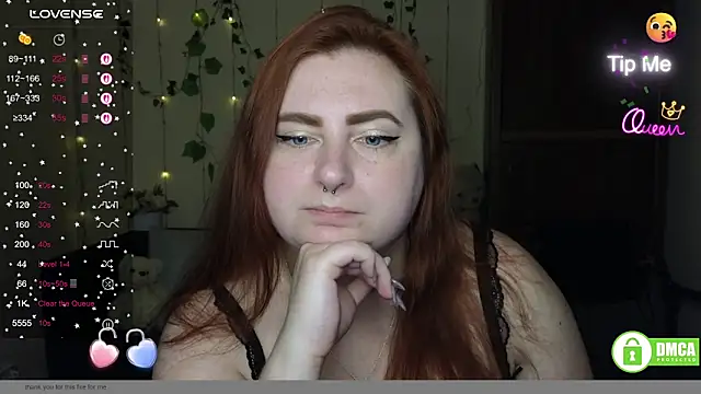 Snapshot of Alicia_love00 chatting on May 26, 5:25 am Alicia love00 online show from May 26, 5:25 am