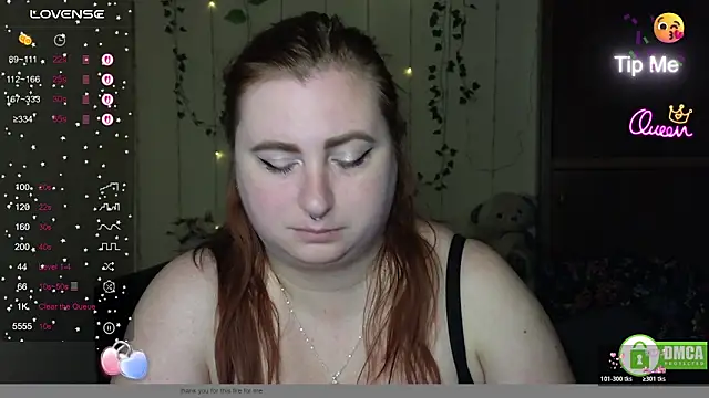 Snapshot of Alicia_love00 chatting on June 4, 5:24 am Alicia love00 online show from June 4, 5:24 am
