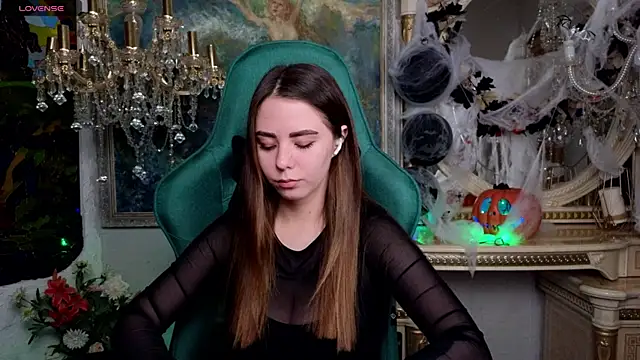 IvoryWood  online show from November 10, 4:17 pm