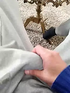 idhem   31 online show from February 18, 3:19 pm