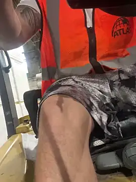 PuttieIn online show from September 30, 1:16 pm