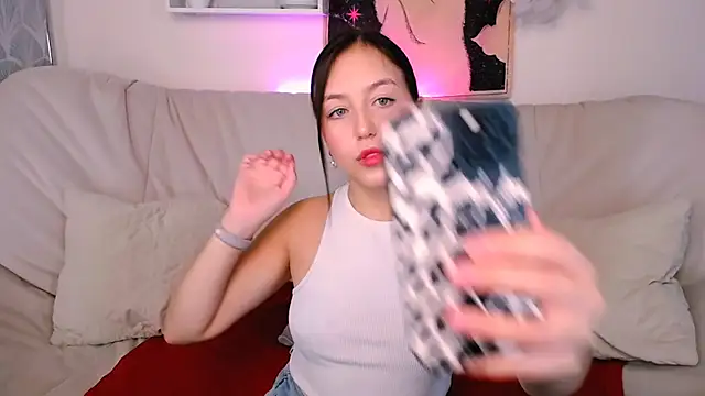 Snapshot of CindySparkl chatting on September 11, 6:02 am CindySparkl online show from September 11, 6:02 am