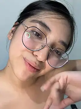 Milly Sweet14 online show from March 8, 2:15 am