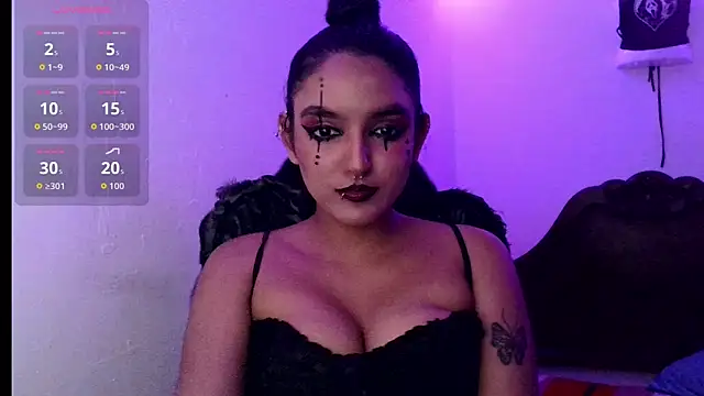 Snapshot of Ari_20_ chatting on November 1, 12:56 am Ari 20 online show from November 1, 12:56 am