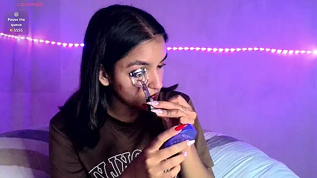 Snapshot of Ari_20_ chatting on March 23, 5:17 pm Ari 20 online show from March 23, 5:17 pm