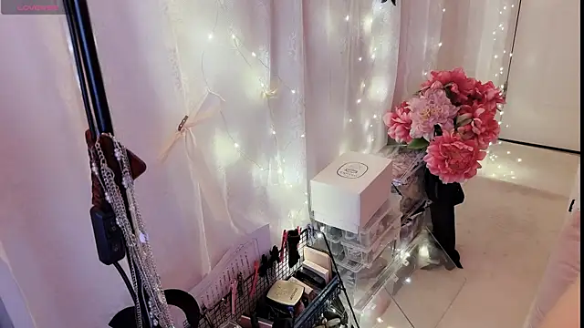 charlotte520 online show from April 22, 12:13 am