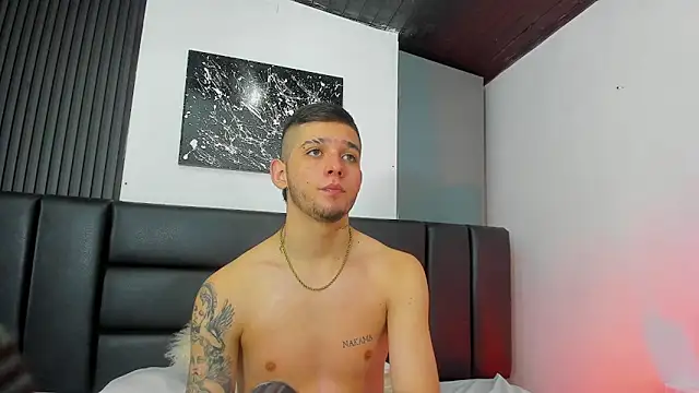 Mathewboy1 online show from February 26, 11:53 am