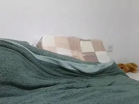 fergi1999 online show from February 13, 3:52 pm