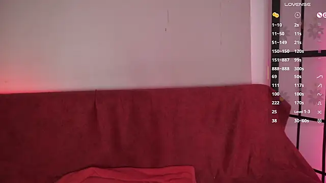 missweetpeach online show from April 12, 9:20 pm