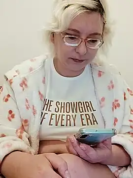 VikaKing online show from November 4, 4:11 am