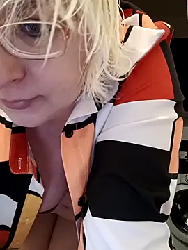 VikaKing online show from December 16, 5:07 pm