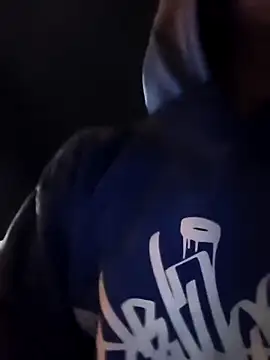 Thomasjons  online show from February 3, 1:37 am