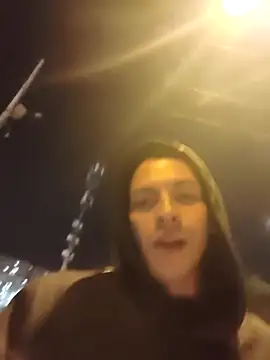 Thomasjons  online show from March 6, 1:57 am