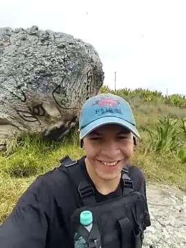 Thomasjons  online show from March 23, 6:01 pm