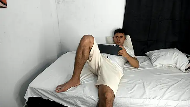 ashlan king online show from October 14, 7:14 pm