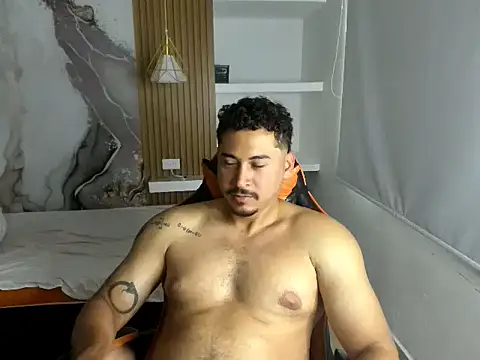 Snapshot of ashlan_king chatting on May 17, 12:01 pm ashlan king online show from May 17, 12:01 pm