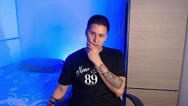 valentinosex1 online show from January 10, 6:09 pm