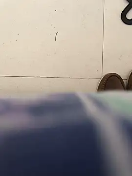 Bullboy8in online show from October 2, 7:26 am