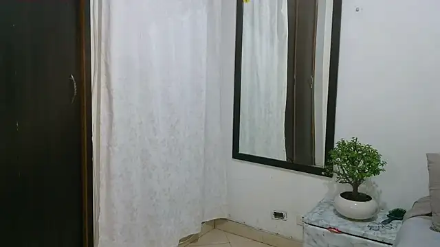 Zendaya11 online show from September 12, 11:26 pm