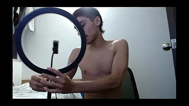 axel davis  online show from October 3, 11:02 pm