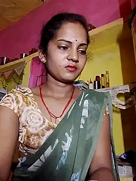 Snapshot of Hot_bbbb chatting on July 19, 8:23 pm Hot bbbb online show from July 19, 8:23 pm