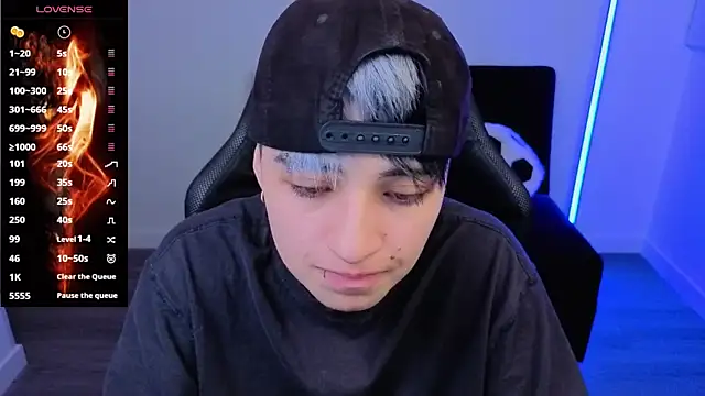 imlaiaaa online show from November 18, 11:15 pm