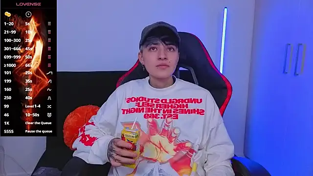 imlaiaaa online show from November 21, 2:10 am