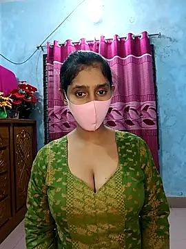 Snapshot of Cute_Faria chatting on October 1, 4:35 pm Cute Faria online show from October 1, 4:35 pm