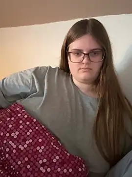 CurvyPaar2 online show from February 4, 3:51 pm