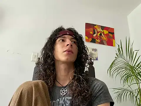 camille delrey online show from November 7, 5:13 pm