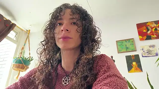 camille delrey online show from November 13, 4:06 pm