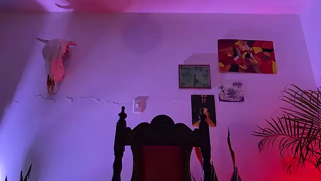 camille delrey online show from November 21, 12:43 am