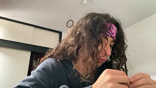 camille delrey online show from November 27, 7:49 pm