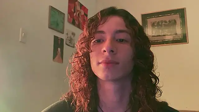 Snapshot of camille_delrey chatting on June 9, 12:22 am camille delrey online show from June 9, 12:22 am
