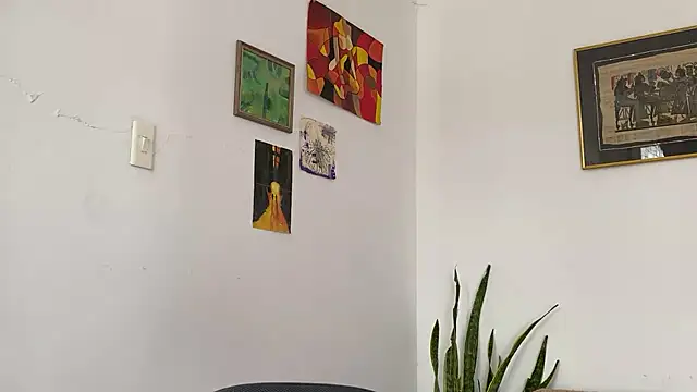 Snapshot of camille_delrey chatting on June 17, 5:25 pm camille delrey online show from June 17, 5:25 pm