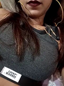 payalsharma95 online show from September 25, 5:16 pm