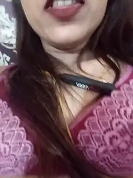 payalsharma95 online show from October 18, 5:25 pm