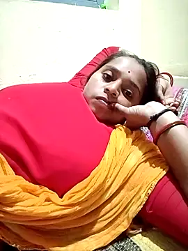 Snapshot of Hot_crety chatting on October 29, 2:03 am Hot crety online show from October 29, 2:03 am