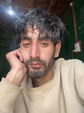 lyath3245 online show from February 26, 7:51 am