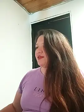 Daphne girlsex online show from April 26, 9:34 pm