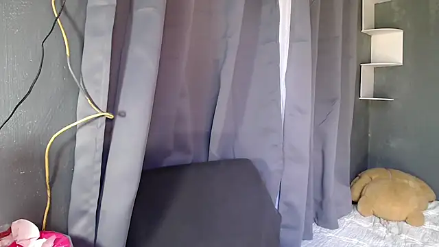 urseductivebarbie xx online show from October 4, 4:32 am