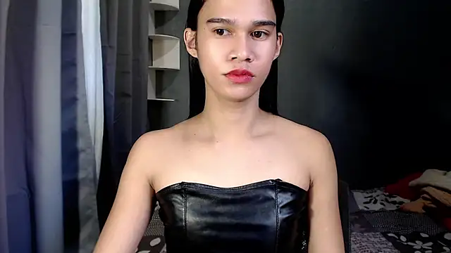 urseductivebarbie xx online show from October 20, 12:11 am