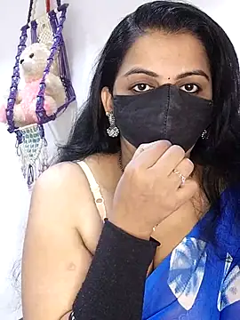 Snapshot of sneha_bebo chatting on November 22, 3:33 pm sneha bebo online show from November 22, 3:33 pm